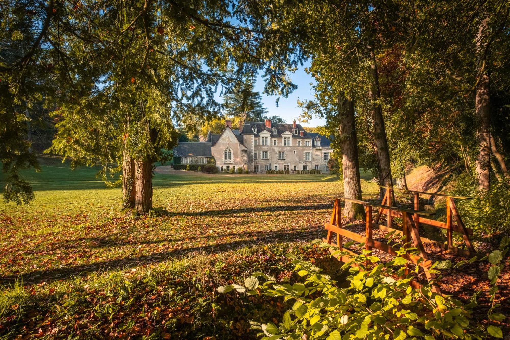 Domaine De La Commanderie De Ballan Exterior foto